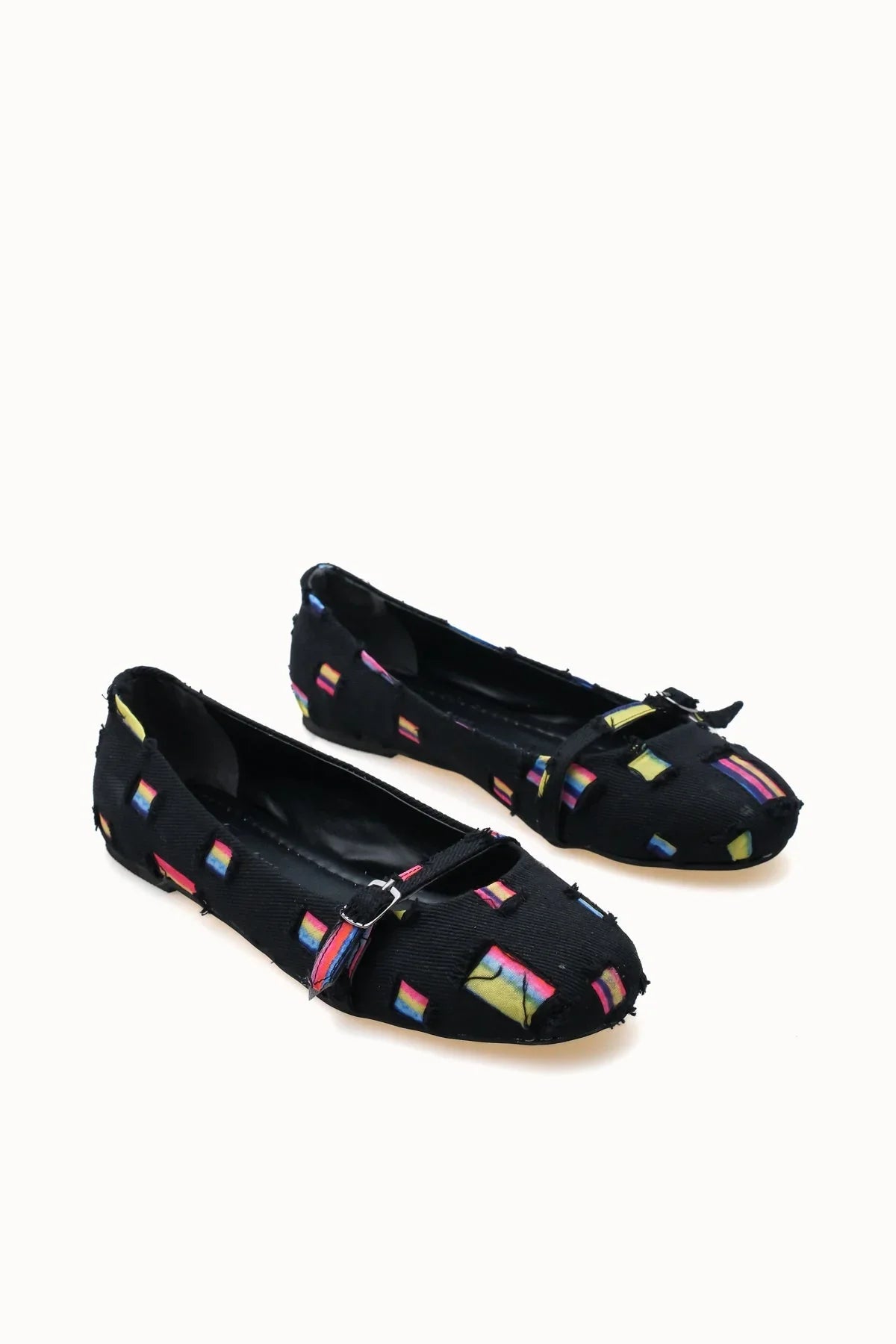 Loventino Ghessinu Kadın Babet 0012230 Siyah Kot - Şıklığı ve konforu bir arada sunan lüks kadın ayakkabısı