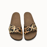 Loventino Hosrathla Kadın Tek Tokalı Terlik 0012603 Leopar - Dikkat çekici leopar deseni ve kaliteli materyali ile zarif stil.