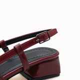 Loventino Zellanys Kadın Arkası Açık Sivri Burun Topuklu Ayakkabı 0012350 Bordo Rugan Çizgili, premium malzemeleriyle günün her saatinde stilinizi tamamlayacak özenle tasarlanmış ayakkabı.
