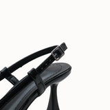 Loventino Elyerue Kadın Arkası Açık Sivri Burun Stiletto 0012725 Siyah Rugan Çizgili - yüksek topuklarıyla sizi özel hissettiren lüks bir stil.