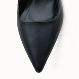 Loventino Evelniel Kadın Arkası Açık Sivri Burun Stiletto 001209 Siyah Cilt, lüks ve modern görünüm sunan stil sahibi bir ayakkabı.