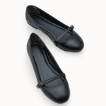 Şık görünüm ve konfor sunan Loventino Ghessinu Kadın Babet 0012230 Siyah Cilt.