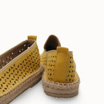 Loventino Iohnalyn Kadın Espadril 00121 Hardal, yüksek kaliteli malzemelerle üretilmiş, yaz modasına uyum sağlayan şık bir seçenek.