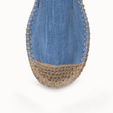 Sade zarafeti temsil eden Loventino Giselnesia Kadın Espadril 00123 Kot, günlük kullanıma uygun şıklık.