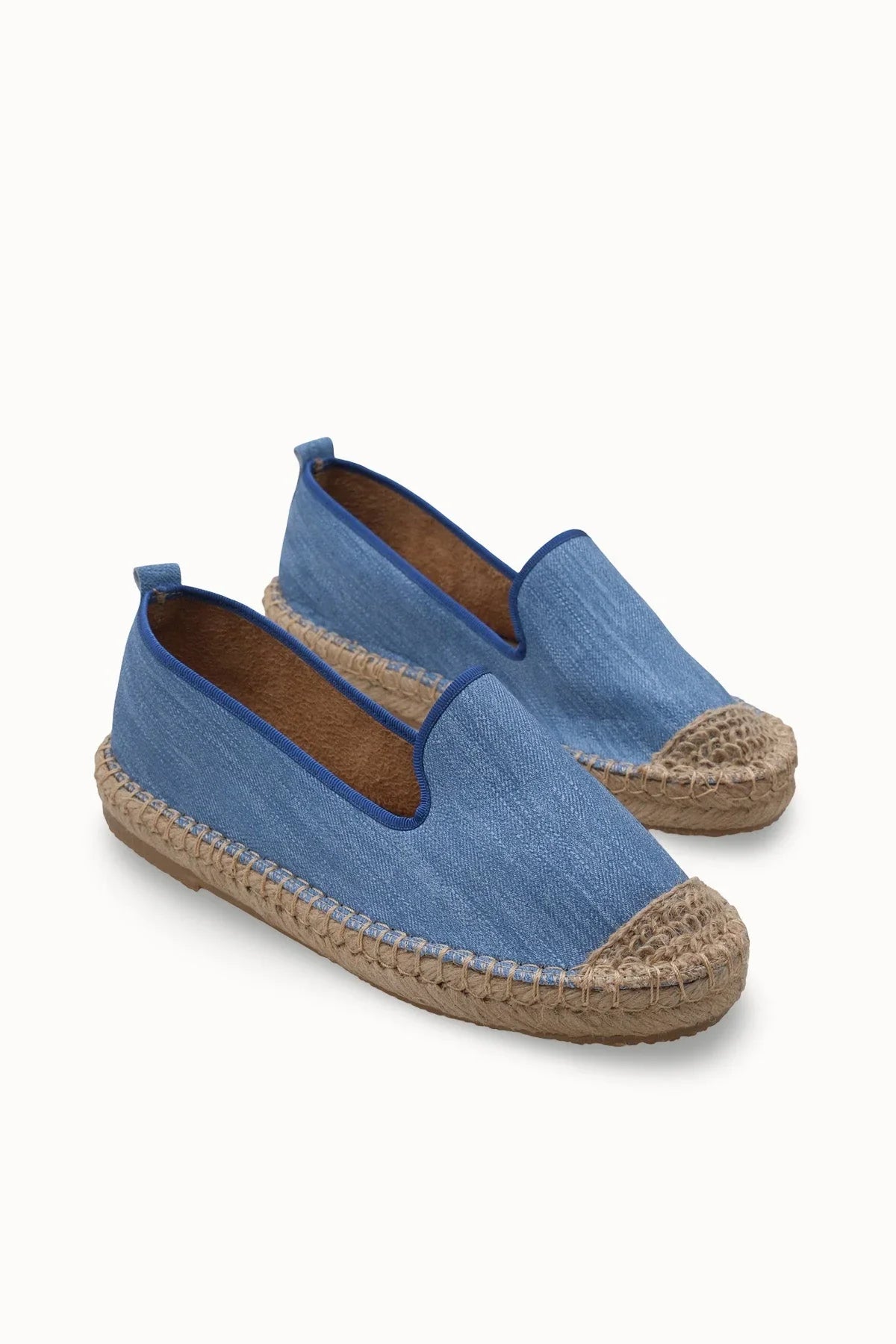 Loventino Giselnesia Kadın Espadril 00123 Kot, şıklığı ve konforu bir araya getiren lüks yaz ayakkabısı.