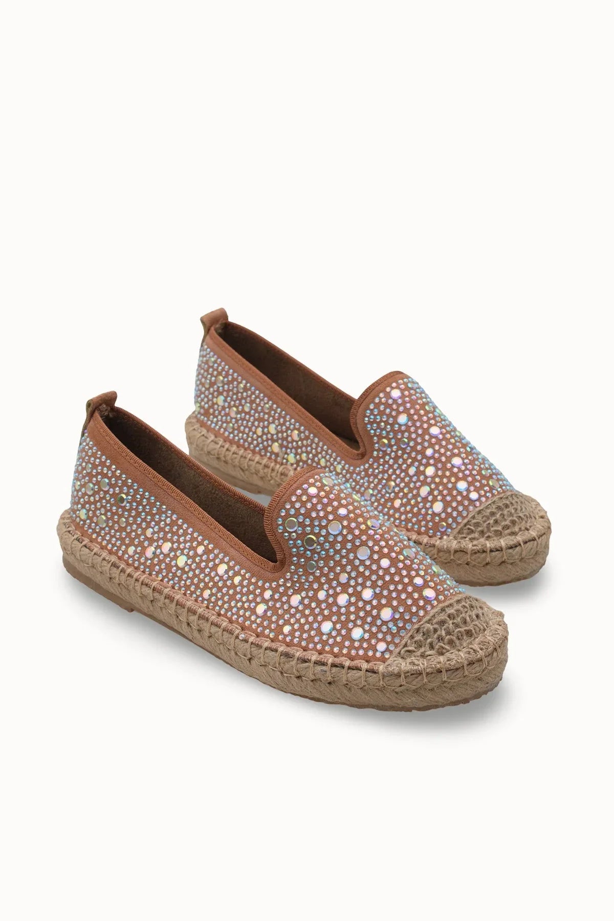 Loventino Elysrue Kadın Espadril 001210 Taba - Lüks tasarımıyla şıklığı ve konforu bir arada sunan yüksek kaliteli espadril.