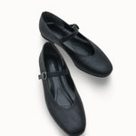 Loventino Libnandra Kadın Babet 001292 Siyah Cilt - Lüks ve zarif tasarımıyla dikkat çeken kadın ayakkabısı.