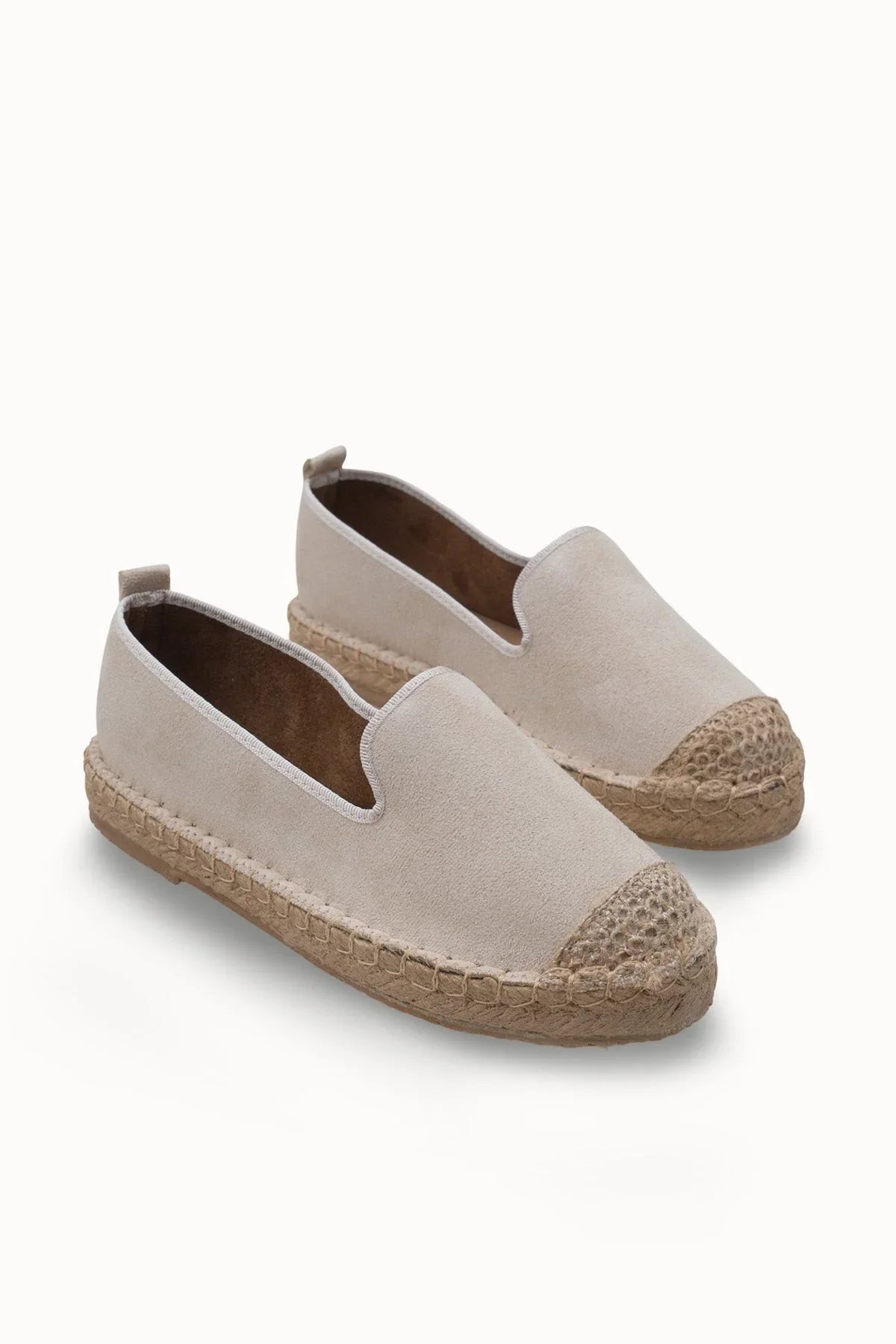 Loventino Giselnesia Kadın Espadril 00123 Bej - Şık ve zarif tasarımıyla yaz aylarının vazgeçilmezi. Moda tutkunlarının tercih ettiği yüksek kalite malzemelerle üretilmiştir.