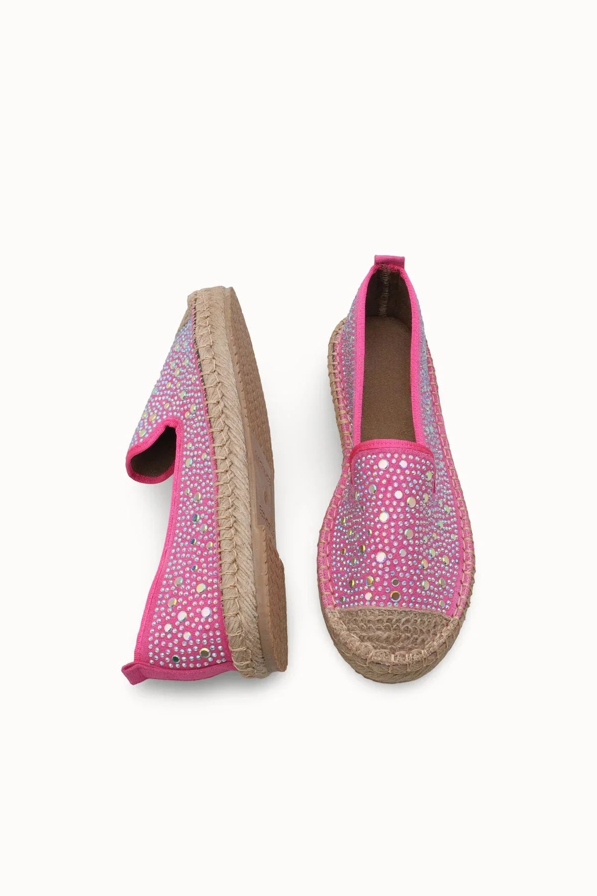 Detaylı görünümde Loventino Elysrue Kadın Espadril 001210 Fuşya, stil ve konforu bir arada sunuyor.