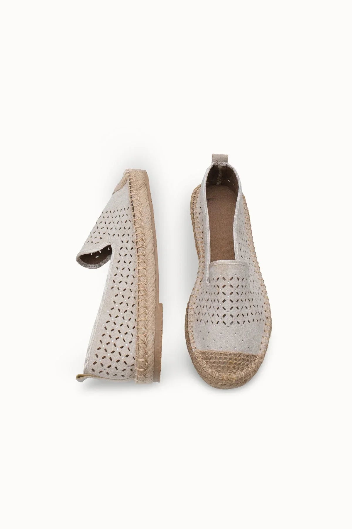 Loventino Iohnalyn Kadın Espadril 00121 Bej, lüks tasarımla öne çıkan zarif espadril ayakkabı.