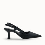 Loventino Evelniel Kadın Arkası Açık Sivri Burun Stiletto 001209 Siyah Dokulu, lüks stiletto tasarımıyla şıklığınıza şıklık katıyor.