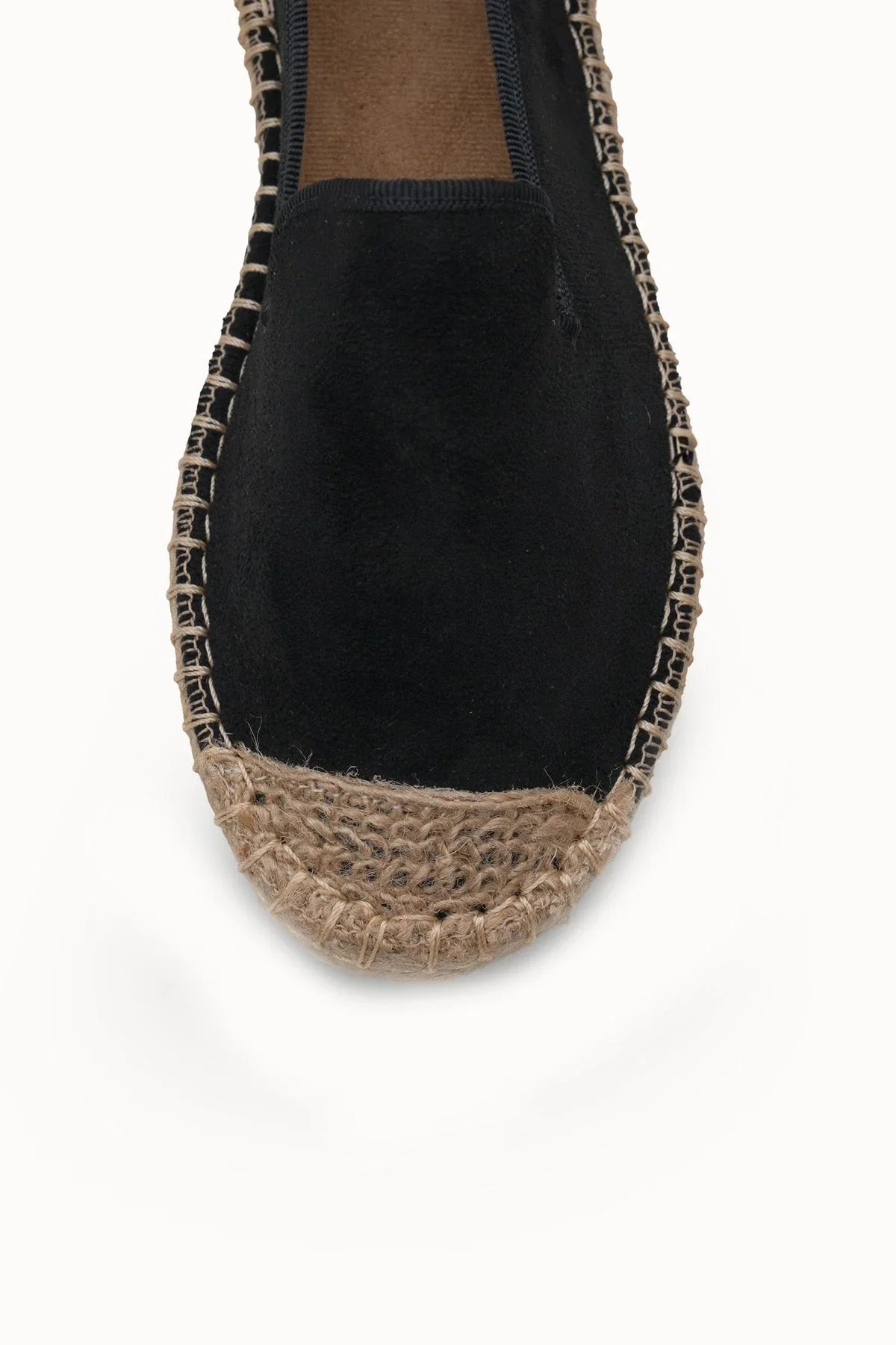 Loventino Giselnesia Kadın Espadril 00123 Siyah, konfor ile şıklığı bir araya getiriyor.