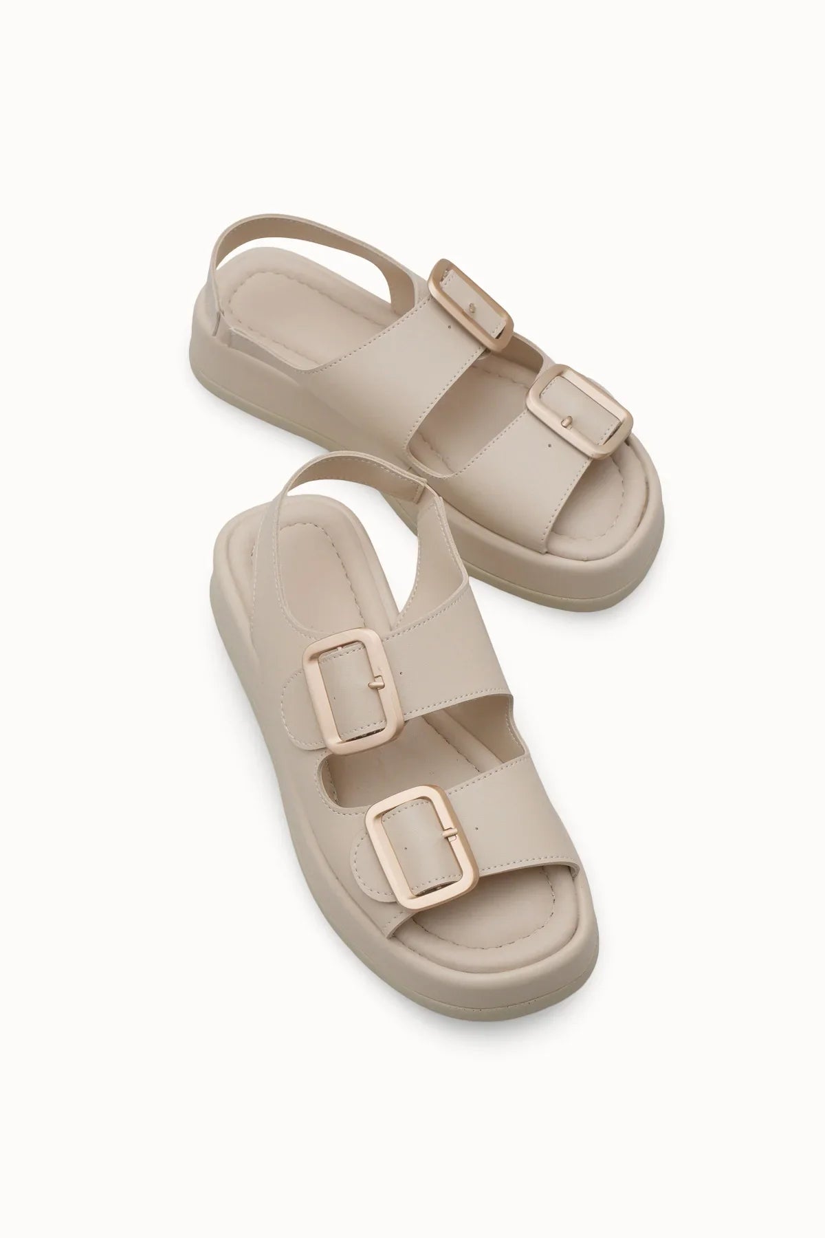 Loventino Ghinreda Kadın Çift Tokalı Sandalet 0012793 Bej Cilt, konforlu ve lüks bir stil için ideal.