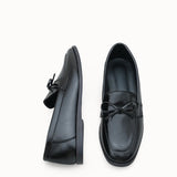 Riccon'un Loventino modeli, kadınlar için tasarlanmış siyah cilt babet, lüks ve stilin mükemmel birleşimi.