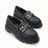 Riccon Loventino Kadın Loafer 0012551 Siyah, zarif detaylarıyla konforu ve şıklığı bir arada sunar.