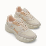 Riccon Loventino Kadın Sneaker 0012152 Ekru Taba, ortopedik iç tabanı ve minimal profili ile ofis ve dış mekan için ideal bir seçenek.