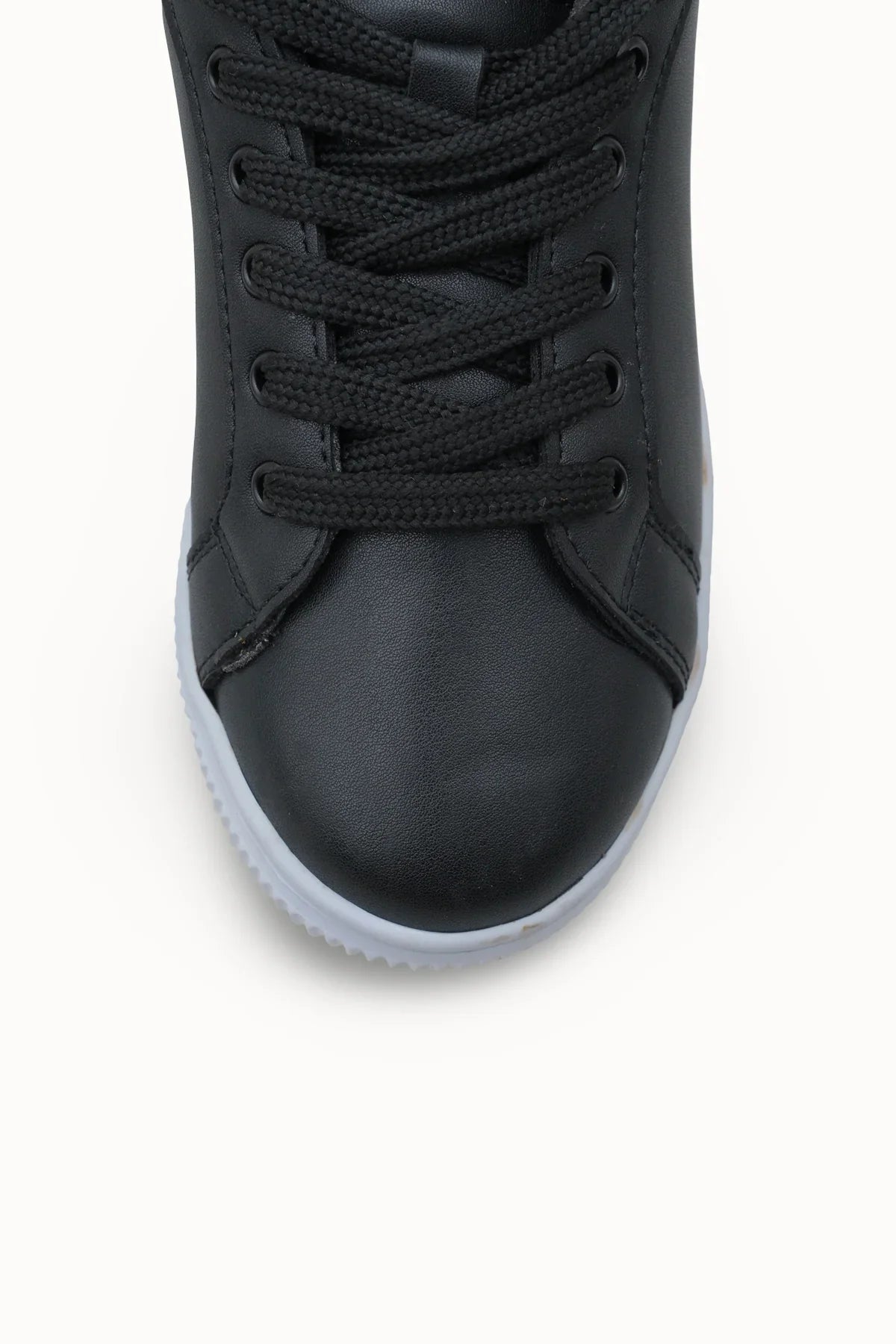 Loventino Meshronei Kadın Sneaker 0012601 Siyah Beyaz - modern detaylarıyla dikkat çeken, kaliteli malzemelerden üretilmiş zarif spor ayakkabı.