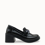 Riccon Loventino Kadın Loafer 00120204 Siyah Rugan, şık ve zarif tasarımıyla lüks ayakkabı koleksiyonunun vazgeçilmezi.