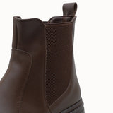 Riccon Loventino Gifnarra Kadın Chelsea Bot 0012700 Kahverengi, zarif detayları ve kaliteli malzeme ile mükemmel bir stil sunuyor.