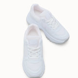 Riccon Loventino Kadın Sneaker 0012140 Beyaz, vegan deri malzemesiyle gün boyu rahatlık sunan lüks spor ayakkabıdır.