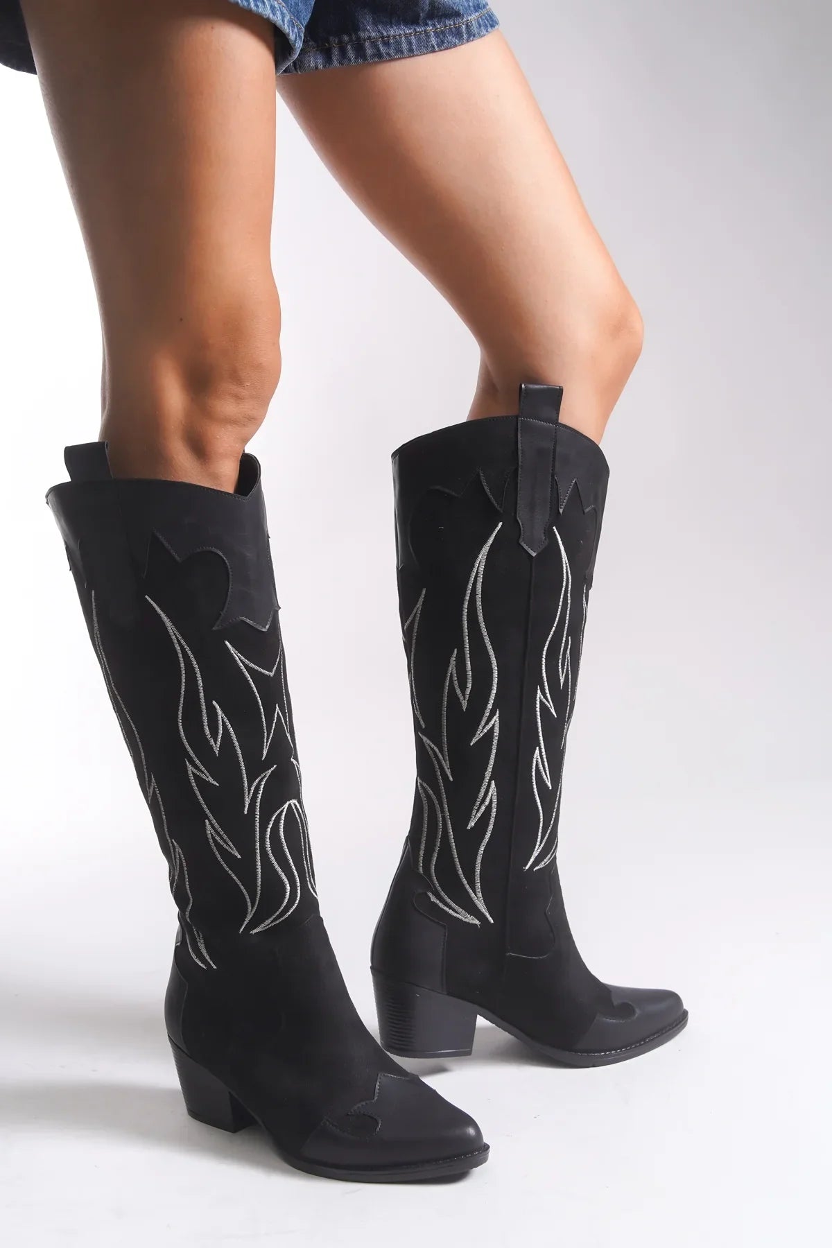 Riccon Thasyril Kadın Western Çizme 001250201 Siyah Süet