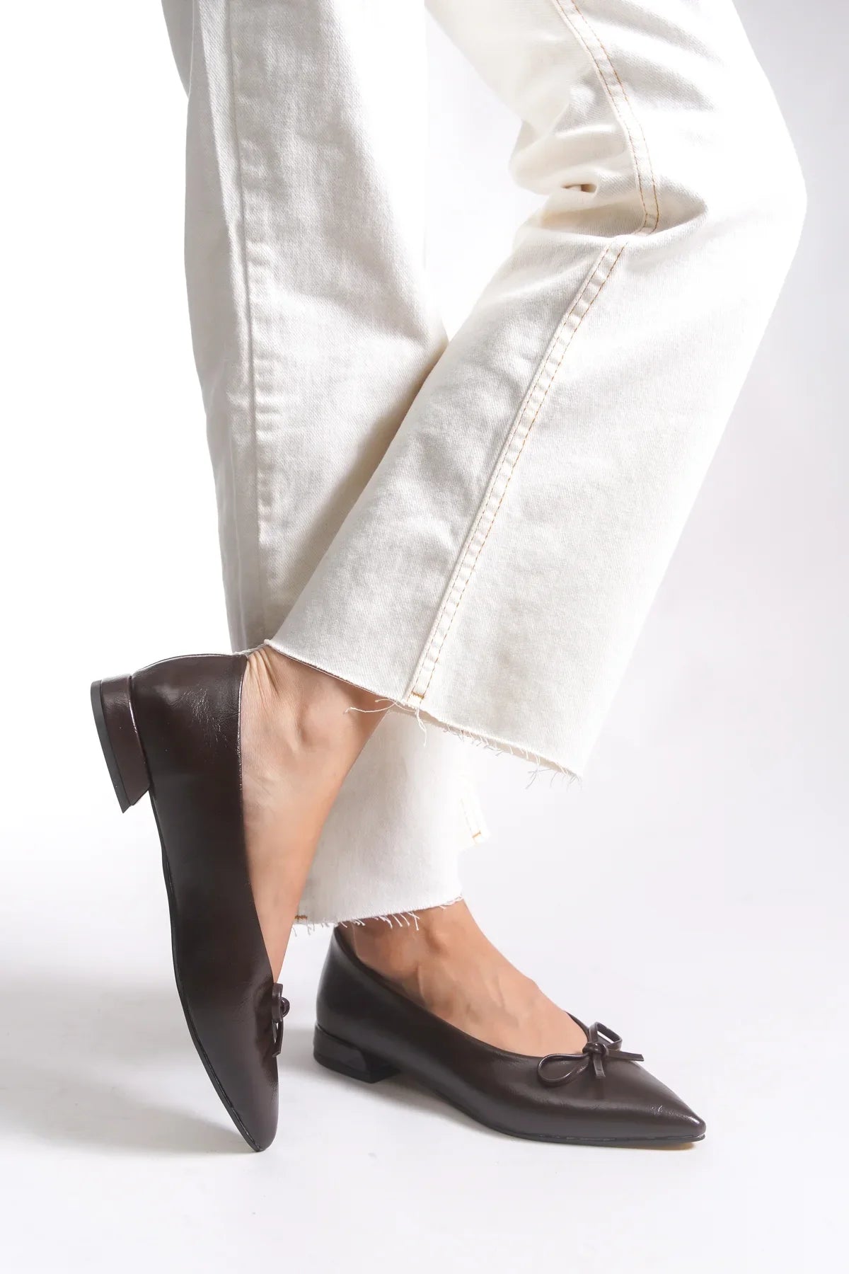 Riccon Kadın Sivri Burun Babet 0012502 Kahverengi Cilt